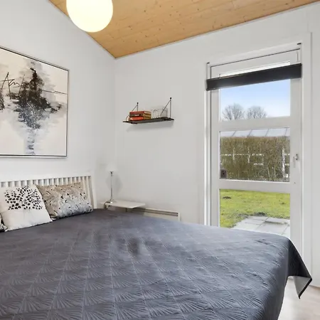 Fritse - 1-9km From The Sea By Interhome * Hals