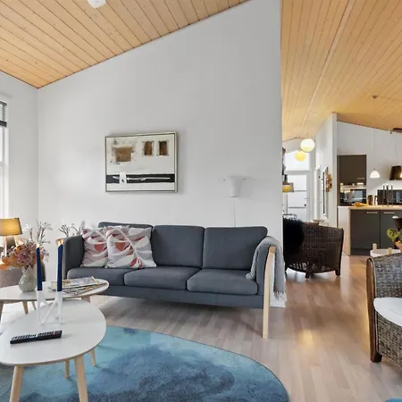 Vakantiehuis Fritse - 1-9km From The Sea By Interhome