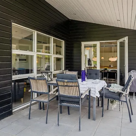 Fritse - 1-9km From The Sea By Interhome *